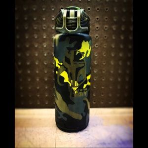 Custom Cerakote thermos Mandalorian Mashup